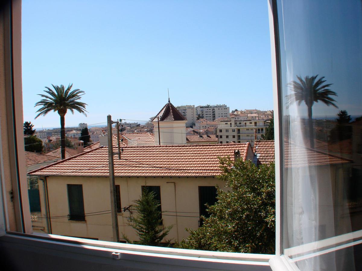 Stunning Views From This Lovely One Bedroom Apartment In Cannes Only A Short Walk From The Palais 479 Exteriör bild